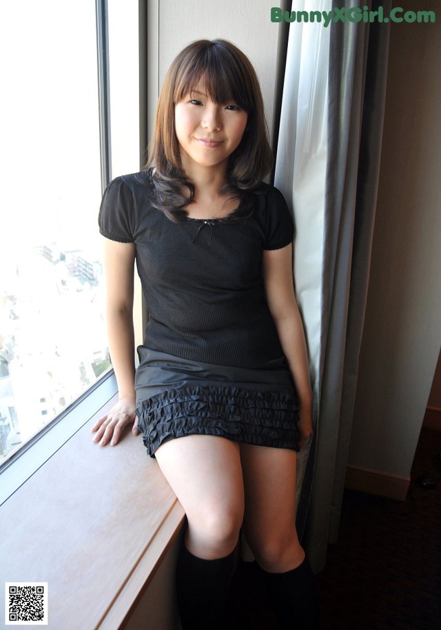 Nozomi Makino - Scans Matures Photos No.40410c