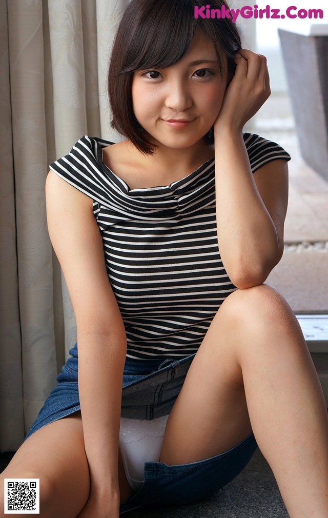 Umi Hirose - Boobiegirl Kiss Gif No.5a6cdd